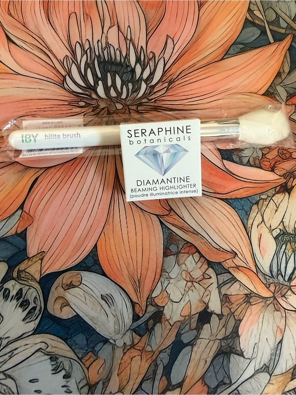 Seraphine Botanicals Diamantine Beaming Highlighter and IBY Hilite Brush